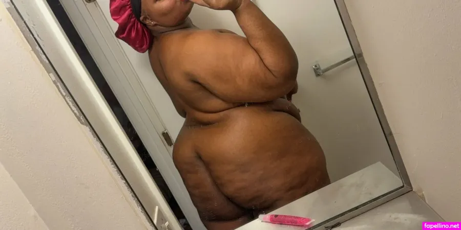 Lovelypeaches OnlyFans Thumbnail #TMeTmi6tQT