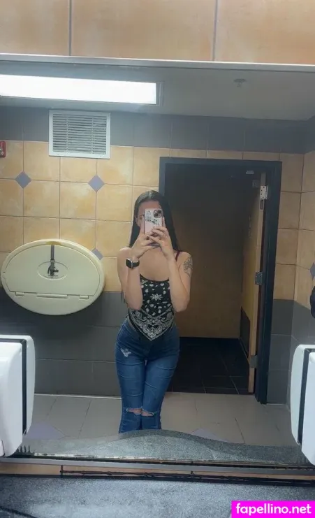 Lovelysyd04 OnlyFans Thumbnail #Z8MyofcLmV