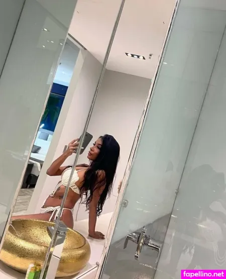 Lovelytanned OnlyFans Thumbnail #AnryW9tNFt
