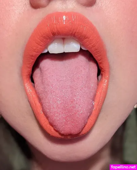 Lovelywatermelon1 OnlyFans Thumbnail #9Gp9Is9WMr