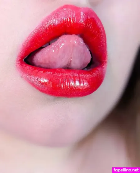 Lovelywatermelon1 OnlyFans Thumbnail #PeQ2CC2eYc
