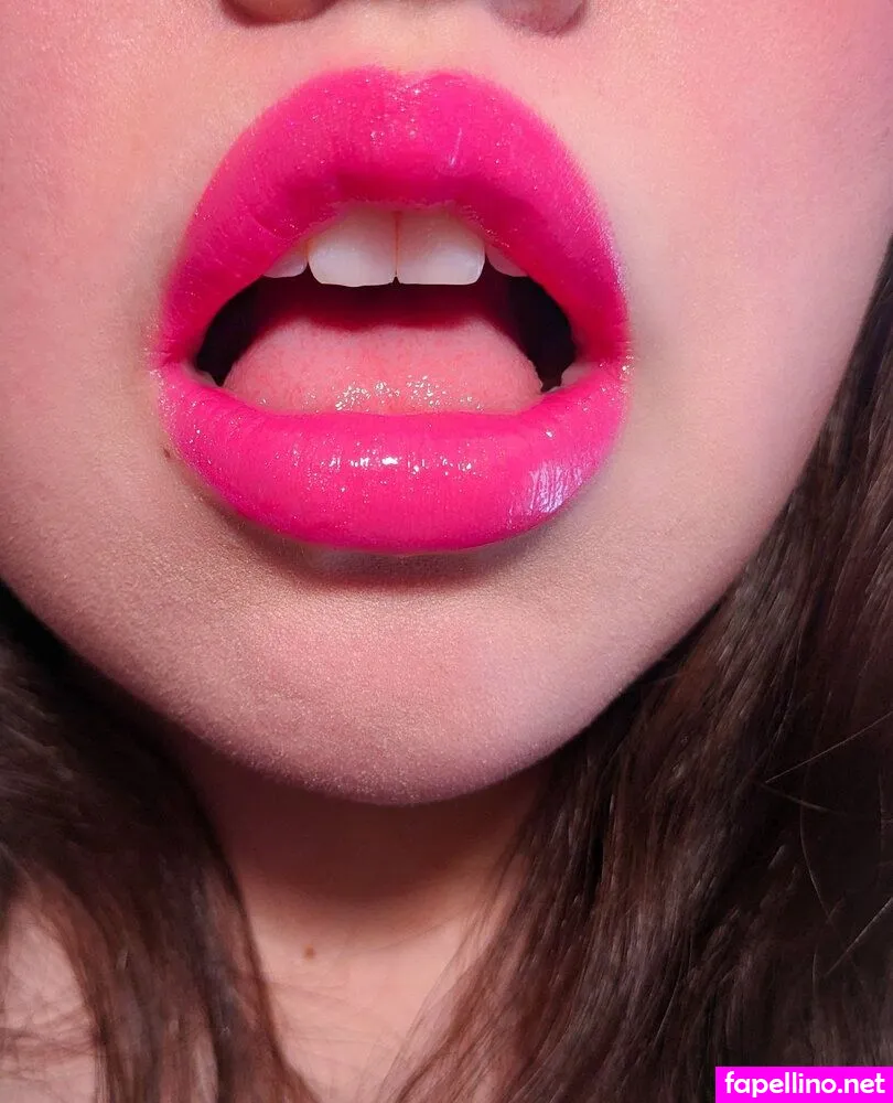 LovelyWatermelon1, MoodyWatermelon1, ilovewatermelon01 Nude Leaked OnlyFans Photo #VX6G8D09Ex