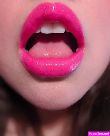 Lovelywatermelon1 OnlyFans Thumbnail #W58AEMw5VK
