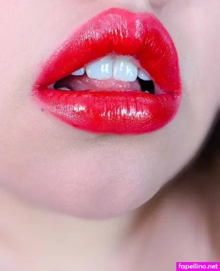 Lovelywatermelon1 OnlyFans Thumbnail #qqw3l8oXjT