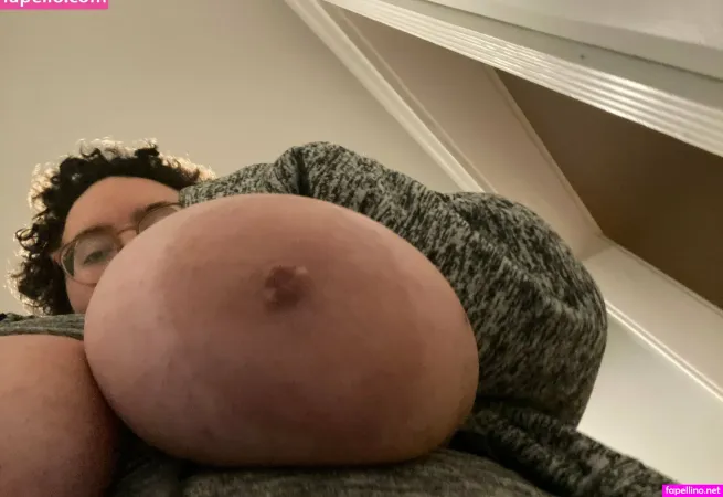 Loverbee 23 OnlyFans Thumbnail #Nxf12B6Ts3