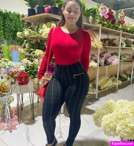 Loverllyc OnlyFans Thumbnail #7k3kTCos2W