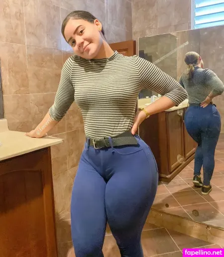 Loverllyc OnlyFans Thumbnail #j7MCELWVGn