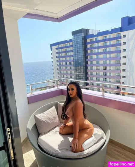 Lovesapphirex OnlyFans Thumbnail #Lnbgesr8PR