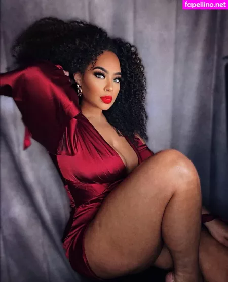 Lovesirensong OnlyFans Thumbnail #pW2w6gE0LY