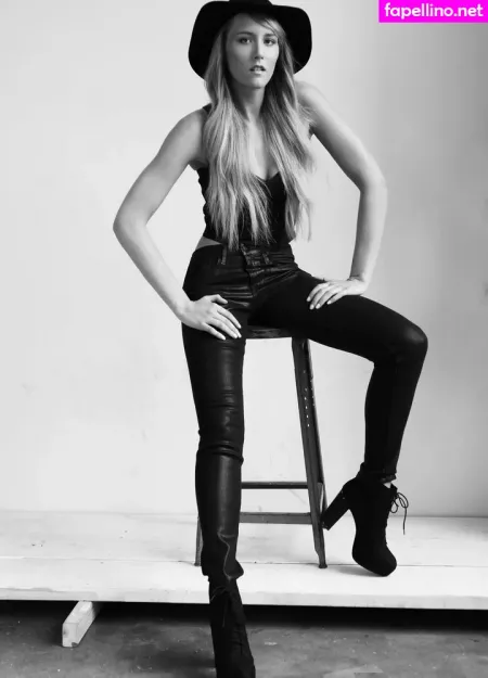 Lovewitch OnlyFans Thumbnail #luSSm3H2xa