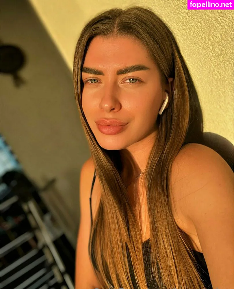 loveyarina, lovyari Nude Leaked OnlyFans Photo #SSgSP9JdbE