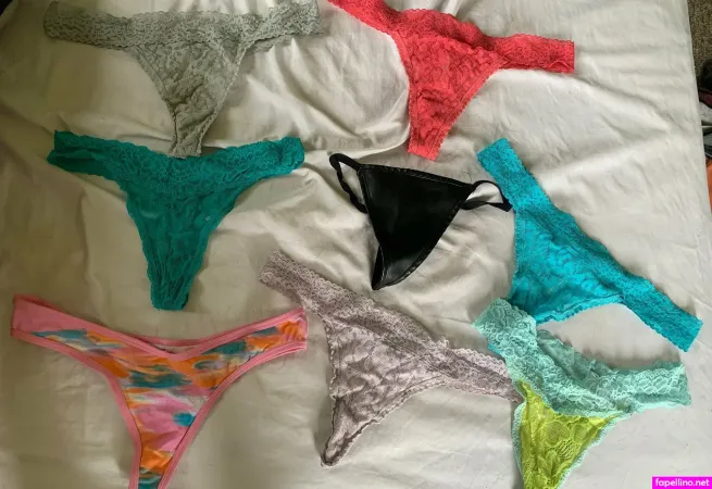 Loveydevil7 OnlyFans Thumbnail #YvqUa3OszO