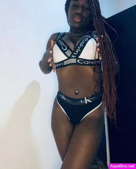 Lovezahara Main Profile Photo