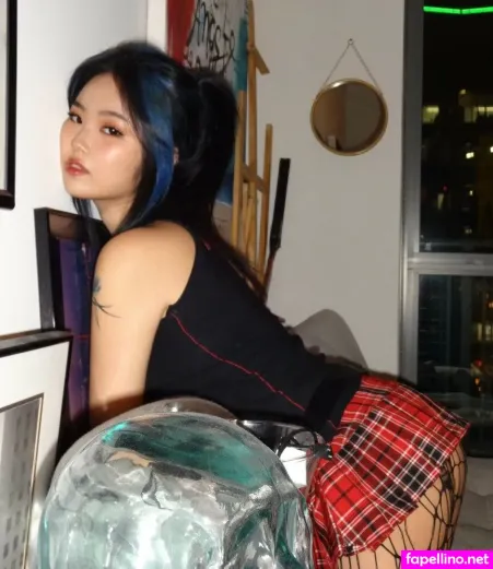 Lovieyurii OnlyFans Thumbnail #KNMrl4luVm