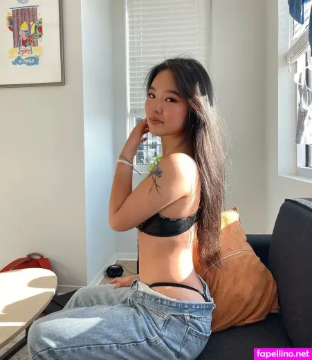 Lovieyurii OnlyFans Thumbnail #kNe6a6KpJx