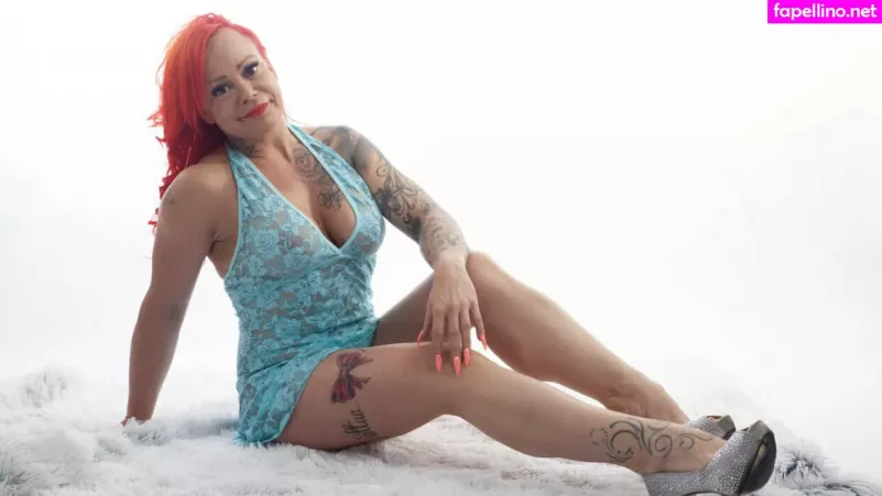 Loving Queent OnlyFans Thumbnail #BfeKog2VxZ