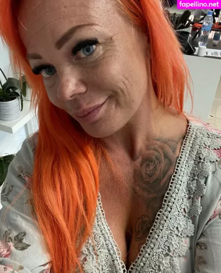 Loving Queent OnlyFans Thumbnail #Mt0tVSo6A5