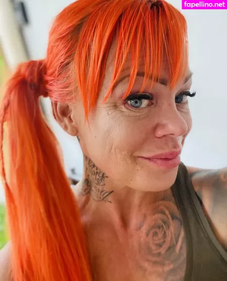 Loving Queent OnlyFans Thumbnail #Xt1dmEPTn2