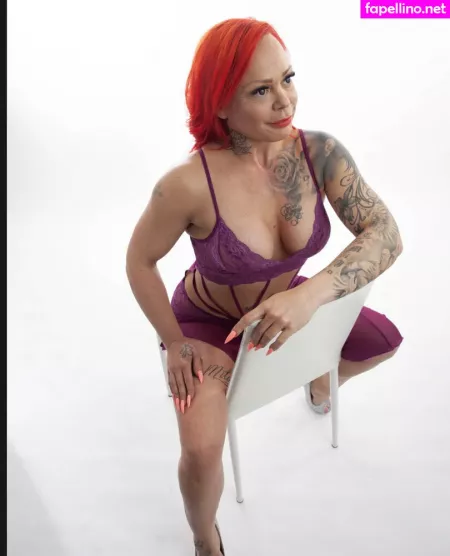 Loving Queent OnlyFans Thumbnail #khdllSGA9Q