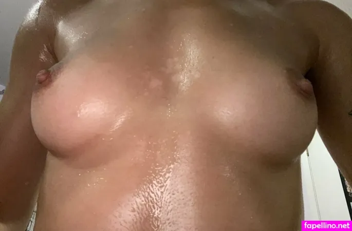 Lovingthearoma OnlyFans Thumbnail #002HWnztqH