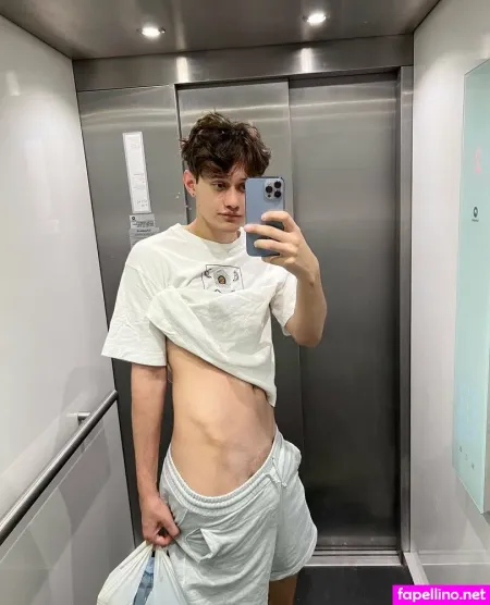 Ltwinker OnlyFans Thumbnail #UzyHsUyQcZ