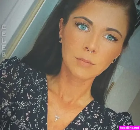Lu Est 96 OnlyFans Thumbnail #zOE3UiCoXW