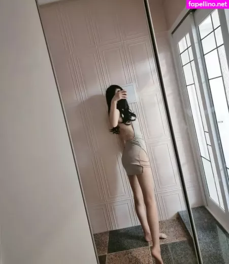 Lu Luet OnlyFans Thumbnail #9GonlGjpUz