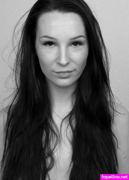 Lu Lux OnlyFans Thumbnail #h3eMQ1nii3