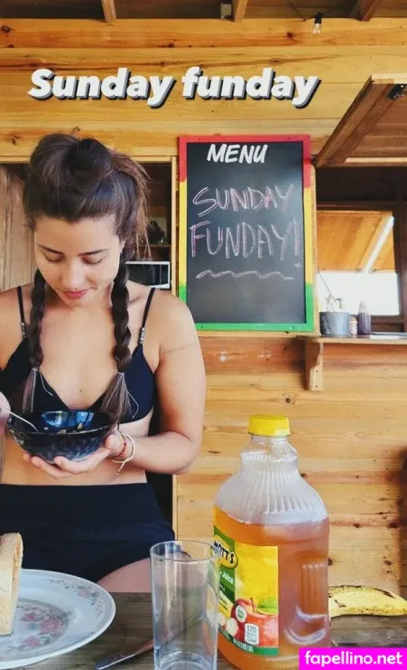 Luana Maluf OnlyFans Thumbnail #XxdssVk6Pi