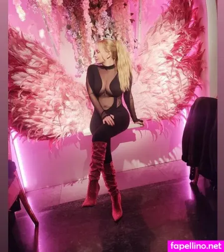 Luana88chloe OnlyFans Thumbnail #T4MdtMISZ2