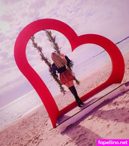 Luana88chloe OnlyFans Thumbnail #vEP6ttpYDt