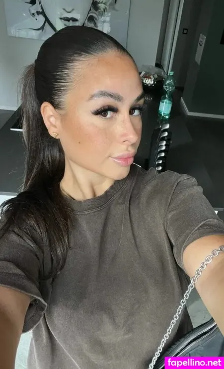 Luanaguee OnlyFans Thumbnail #Jh8C8dcVhI