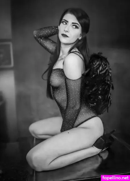 Luanas Secret OnlyFans Thumbnail #LZlkGo1U5M