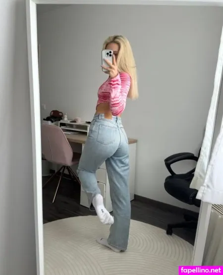 Luanaxsch OnlyFans Thumbnail #GvkFu8cXmA