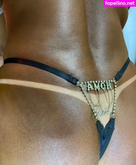 Luanna Becker OnlyFans Thumbnail #AiuGHSJg3m