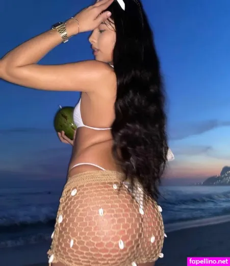 Luarabebe OnlyFans Thumbnail #Di7vEzzTHB