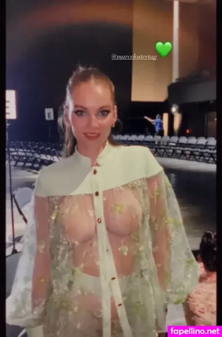 Luca Angelina Vanak OnlyFans Thumbnail #i5UlvFAYeq
