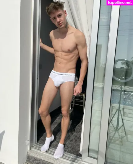 Lucashallfree OnlyFans Thumbnail #dEqC4e2TRs