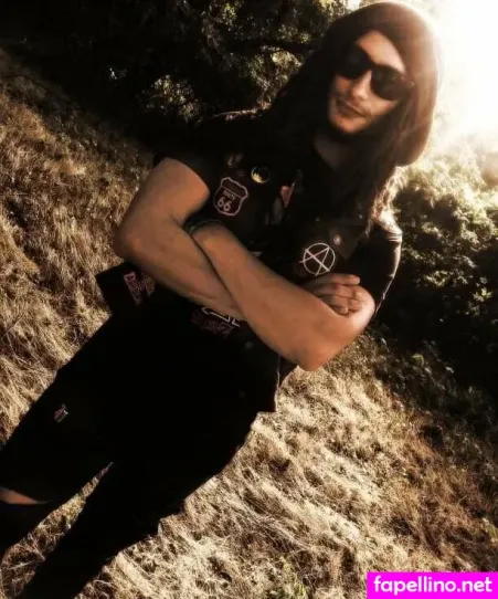 Lucayahellsing OnlyFans Thumbnail #mOo2HsIZD8