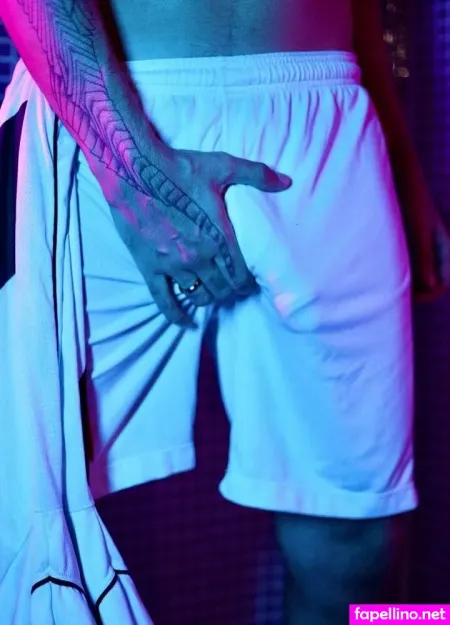 Luccassans OnlyFans Thumbnail #LjTm1eUo5A