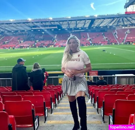 Luce Nicholson 1 OnlyFans Thumbnail #nkTBYUSeGW