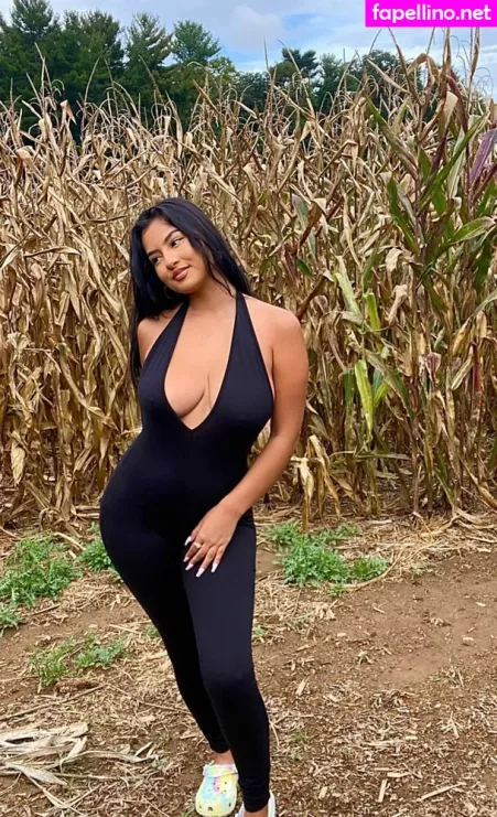 Lucero Crystal OnlyFans Thumbnail #h6qn23pyDP