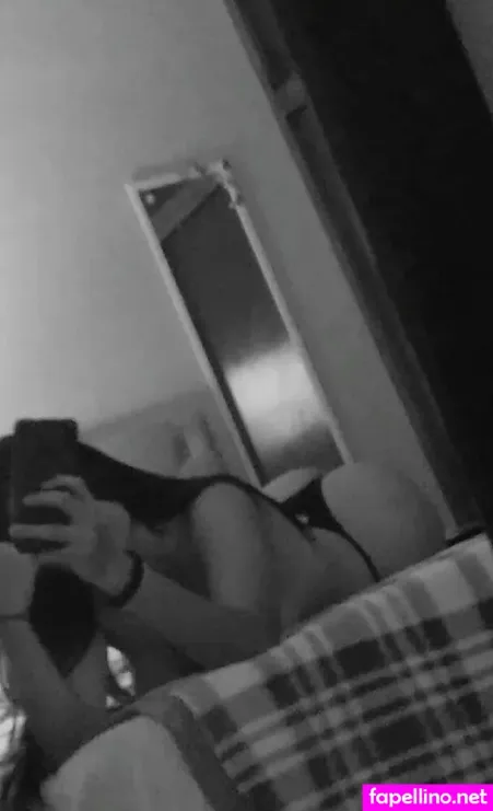 Luci4xx OnlyFans Thumbnail #b4xUk4CN0A