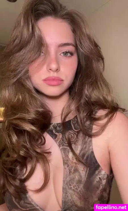 Lucia Ferrato OnlyFans Thumbnail #mNeiG4sKtp