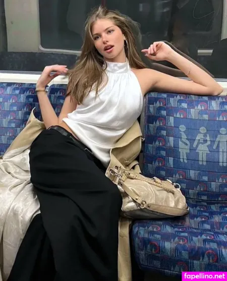 Lucia Ferrato OnlyFans Thumbnail #ymfjxdwpLe