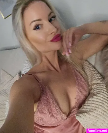 Lucia Klein OnlyFans Thumbnail #9asjqyqxR0