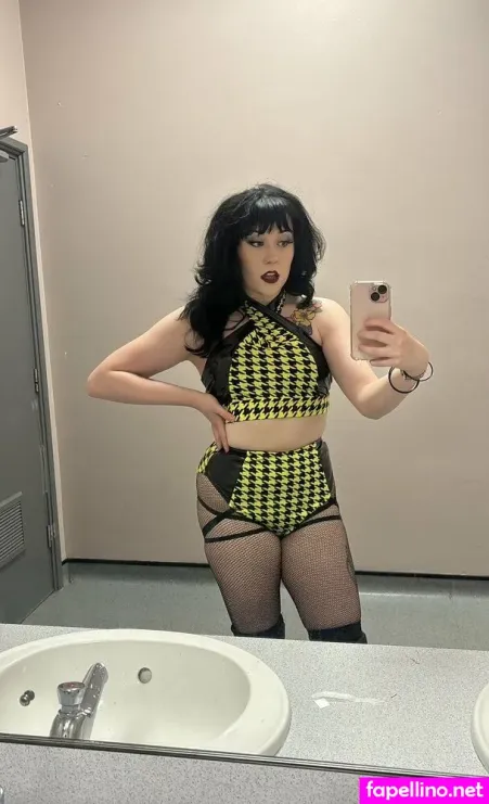 Lucia Lee Main Profile Photo