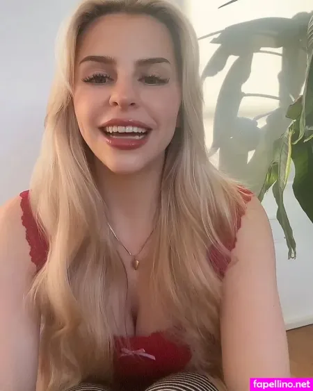 Lucia Leona OnlyFans Thumbnail #4zoCKbdgWu