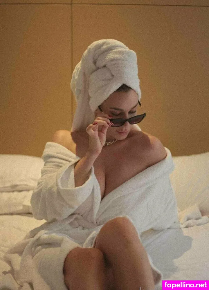 lucia.morris, ucantwearthat Nude Leaked OnlyFans Photo #IUtsp6JmFP