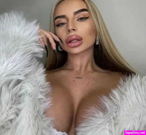 Lucia Smieskova OnlyFans Thumbnail #eHAKIZJoNT